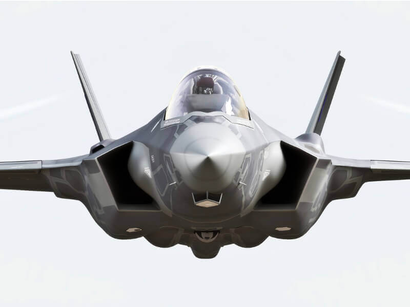 Head on view of a plane